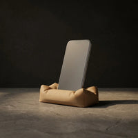3CHIC The Lounge phone stand in Wood plant-based PLA, made in Dubai