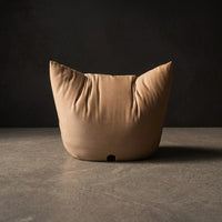 3CHIC The Pillow phone stand in Wood plant-based PLA, Charge type