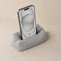 3CHIC The Lounge phone stand in Grey plant-based PLA on a desk