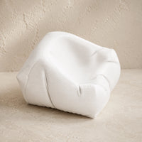 3CHIC The Pod earbuds stand in White plant-based PLA, Small Size, made in Dubai